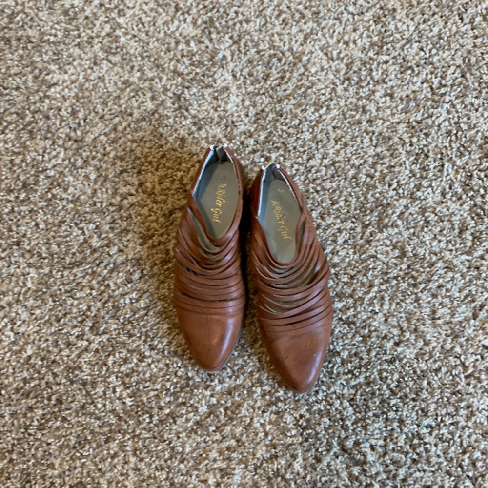 Brown A Rider Girl loafers size 6.5